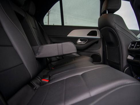 Used 2024 Mercedes-Benz GLE 450e 4MATIC image 18