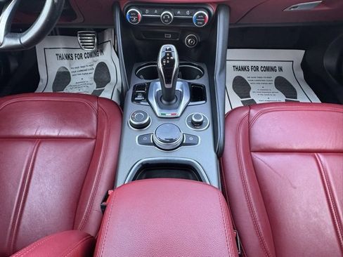 Used 2020 Alfa Romeo Giulia w/ Quick Order Package 22K Sport image 21