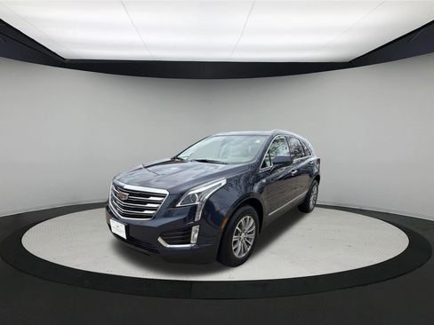Used 2019 Cadillac XT5 Luxury AWD/4WD image 1