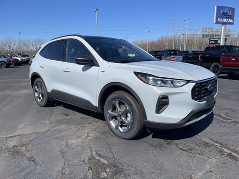 New 2026 Ford Escape ST-Line w/ Tech Pack #1 image 7