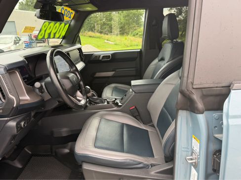 Used 2022 Ford Bronco Outer Banks AWD/4WD image 13