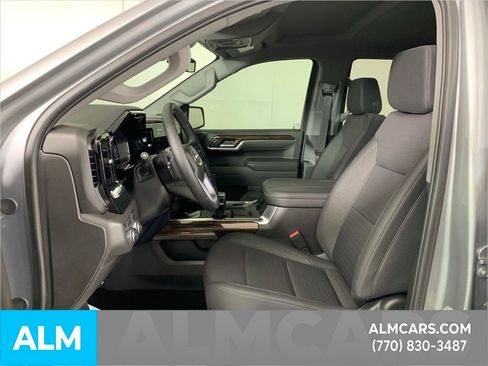 Used 2025 GMC Sierra 1500 Elevation w/ Preferred Package image 15