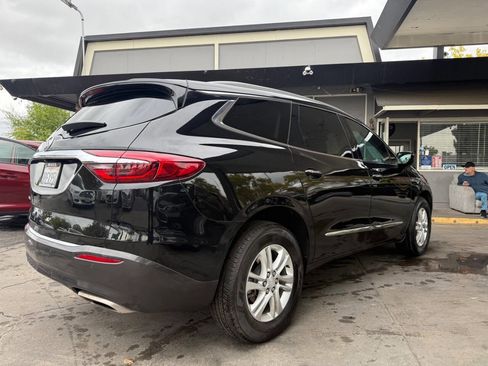 Used 2020 Buick Enclave Essence image 29