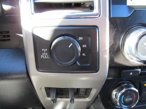 Used 2017 Ford F350 Lariat w/ Chrome Package image 67