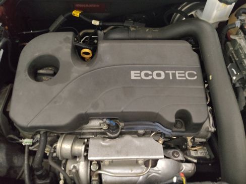 Used 2020 Chevrolet Equinox LT FWD image 30