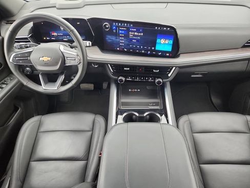 Used 2025 Chevrolet Tahoe LT AWD/4WD image 15