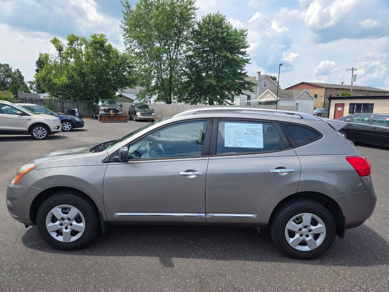 Used 2015 Nissan Rogue S w/ Convenience Package FWD image 9