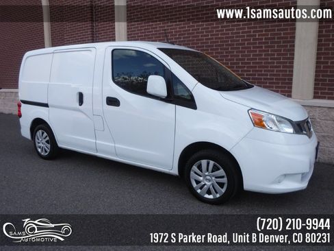 Used 2017 Nissan NV200 SV w/ Technology Package FWD image 2