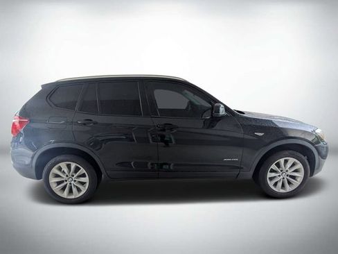 Used 2017 BMW X3 xDrive28i AWD/4WD image 2