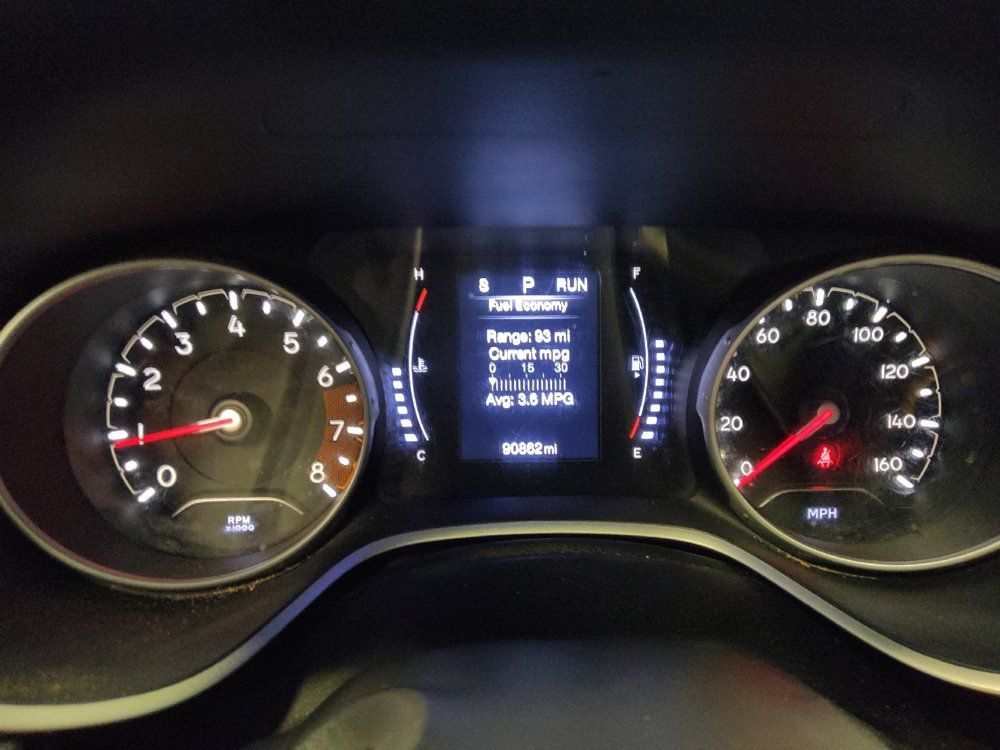 Used 2019 Jeep Compass Latitude FWD image 23