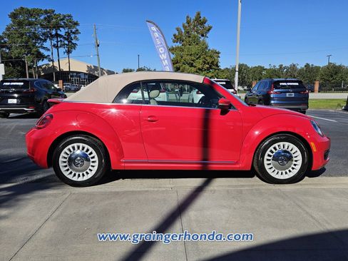 Used 2013 Volkswagen Beetle 2.5 image 6