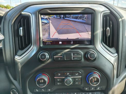 Used 2019 Chevrolet Silverado 1500 LTZ AWD/4WD image 26