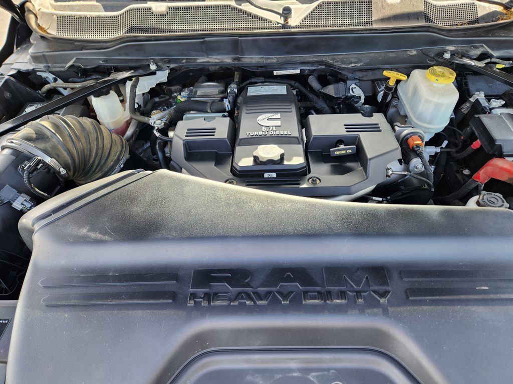 Used 2022 RAM 5500 Tradesman w/ Max Tow Package AWD/4WD image 29