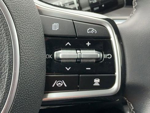 Used 2025 Kia Sorento SX FWD image 25