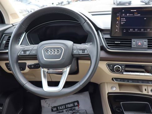 Used 2023 Audi Q5 e Premium Plus w/ Premium Plus Package image 11