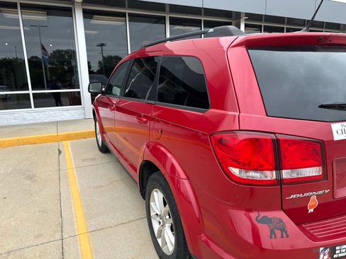 Used 2015 Dodge Journey SXT w/ Flexible Seating Group FWD image 6