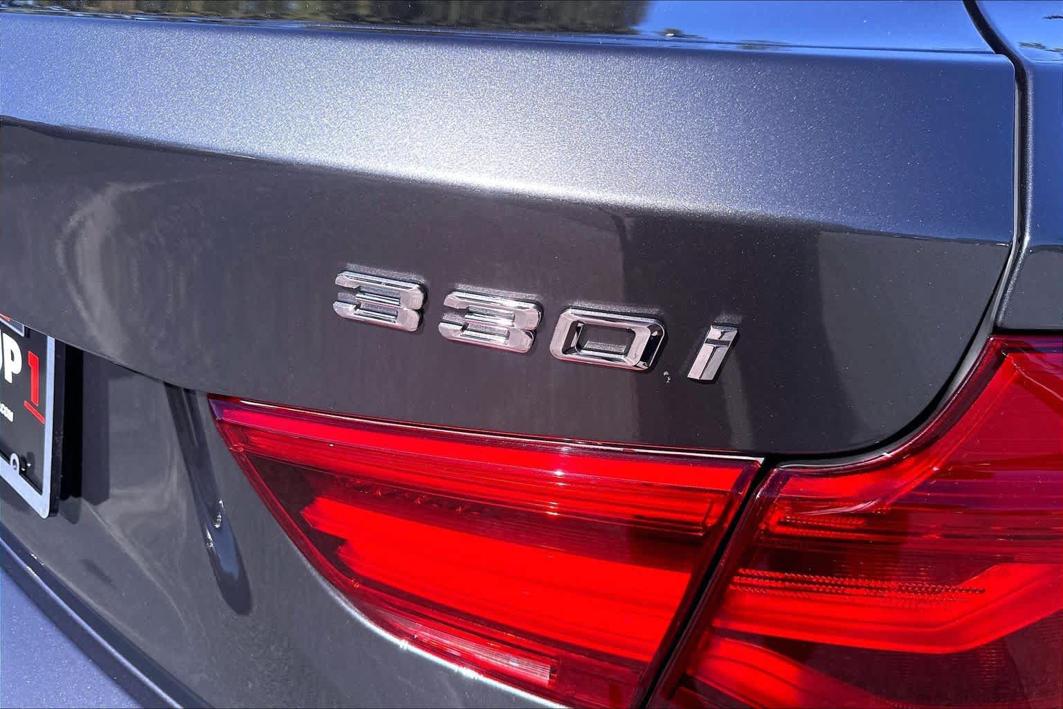 Used 2019 BMW 330i Gran Turismo xDrive w/ Premium Package AWD/4WD image 10