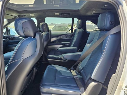 Used 2025 Cadillac Escalade IQ Sport 2 AWD/4WD image 19