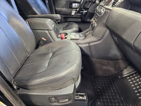 Used 2016 Land Rover LR4 HSE AWD/4WD image 7