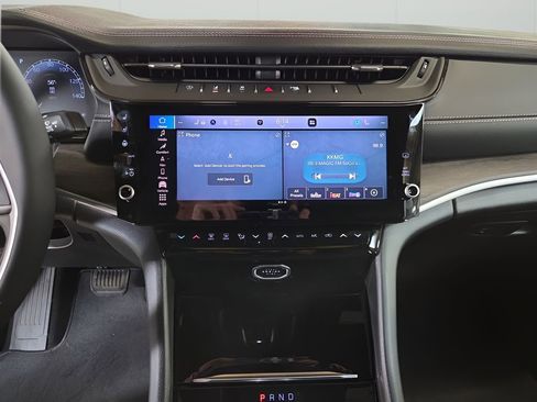 New 2026 Jeep Grand Cherokee L Limited image 16