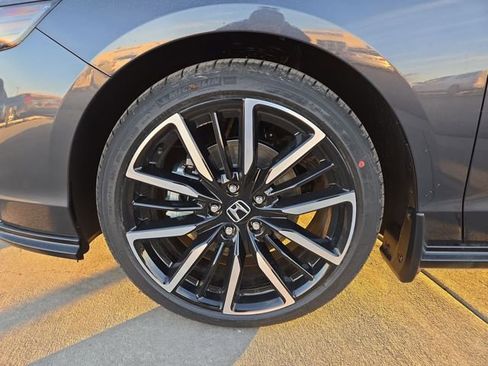 New 2025 Honda Accord Touring image 7
