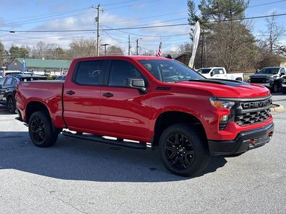 New 2025 Chevrolet Silverado 1500 Custom Trail Boss w/ LPO, Dark Essentials Package