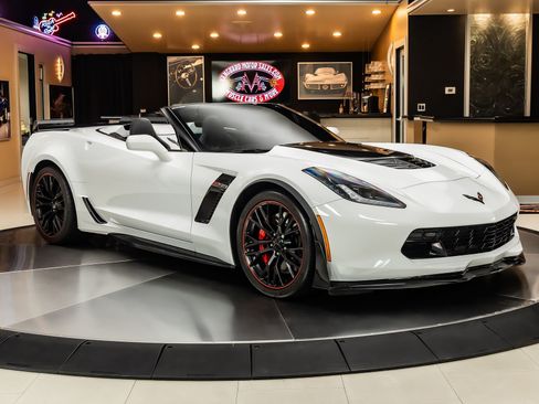 Used 2019 Chevrolet Corvette Z06 RWD image 10