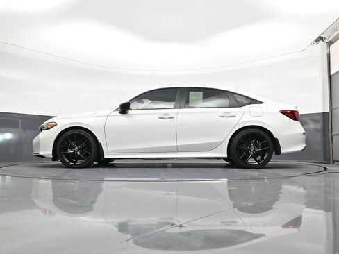 Used 2025 Honda Civic Sport image 23