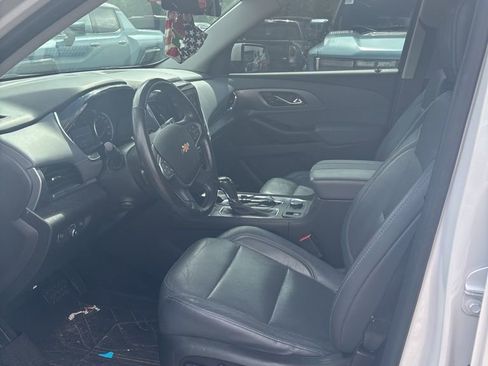 Used 2020 Chevrolet Traverse Premier image 9