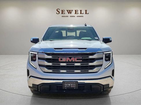 New 2026 GMC Sierra 1500 SLE w/ Preferred Package image 8
