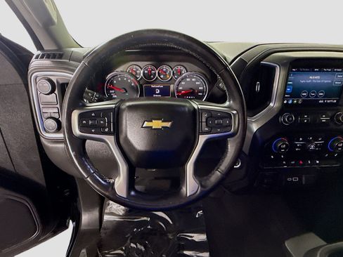 Used 2021 Chevrolet Silverado 1500 LT RWD image 13