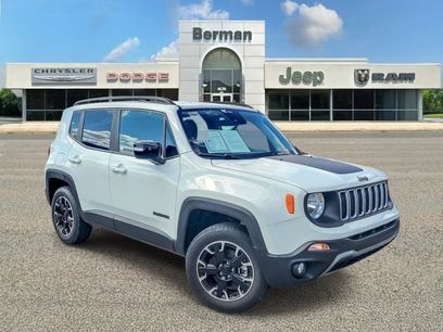 Used 2023 Jeep Renegade Latitude