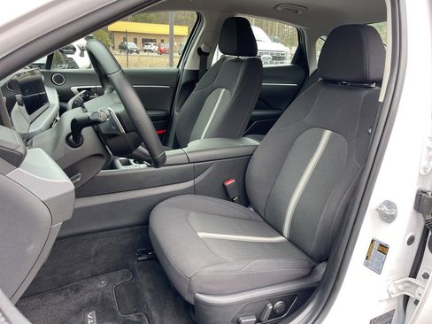 Certified 2025 Hyundai Sonata SEL image 17