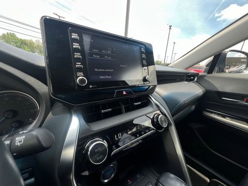 Used 2021 Toyota Venza LE w/ Carpet Mat Package (TMS) AWD/4WD image 37