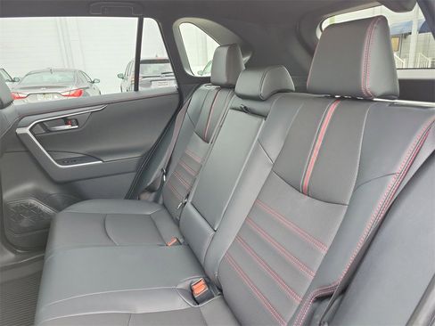 Used 2025 Toyota RAV4 XSE w/ Premium Package image 11