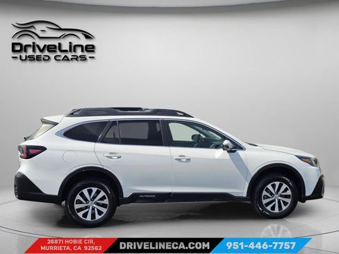 Used 2022 Subaru Outback Premium image 11