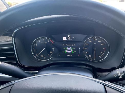 Used 2023 Cadillac XT5 Premium Luxury FWD image 16