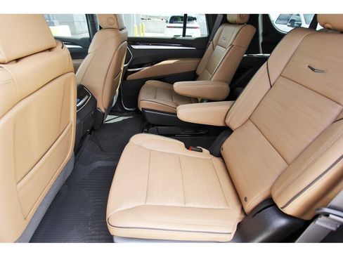 New 2026 Cadillac Escalade Luxury w/ Touring Package AWD/4WD image 7