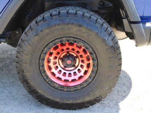 Used 2019 Jeep Wrangler Unlimited Rubicon AWD/4WD image 6