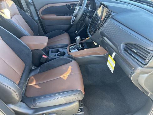 New 2025 Subaru Forester Touring image 8