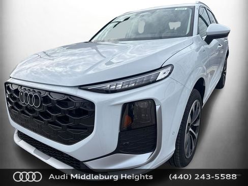 Used 2026 Audi Q3 quattro 2.0T AWD/4WD image 32