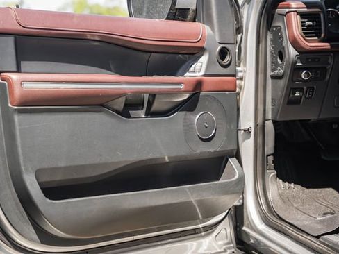 Used 2022 Ford Expedition Max Limited AWD/4WD image 50