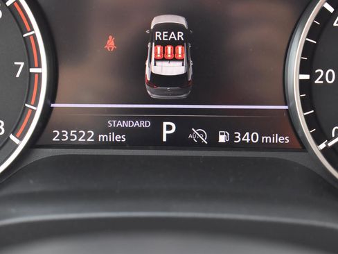 Used 2024 Nissan Rogue S image 29