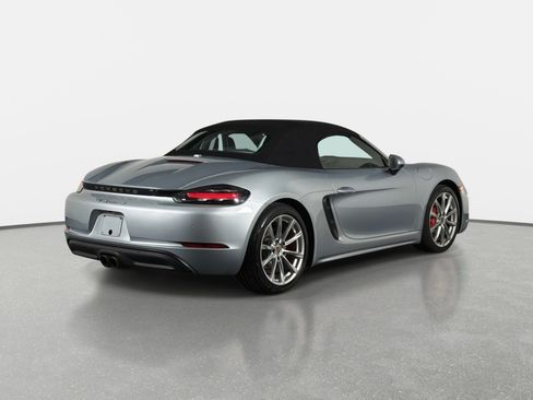 Used 2017 Porsche 718 Boxster S RWD image 5
