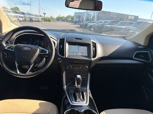 Used 2018 Ford Edge SEL w/ Equipment Group 201A FWD image 6