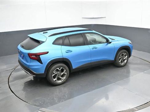 New 2026 Chevrolet Trax LT w/ Driver Confidence Package image 21