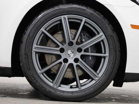 New 2026 Porsche Panamera RWD image 12