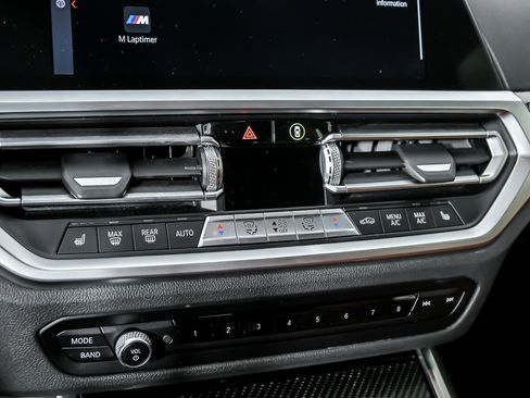 Used 2021 BMW M3 RWD image 36