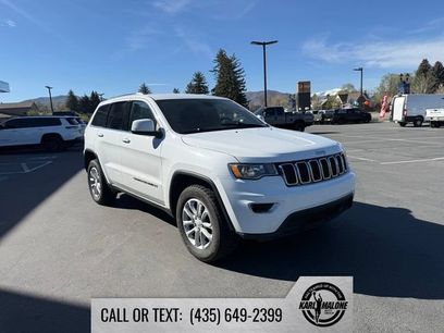 Used 2021 Jeep Grand Cherokee Laredo