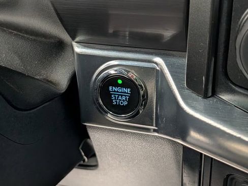 Used 2022 Ford F150 Lariat w/ Equipment Group 502A High image 24